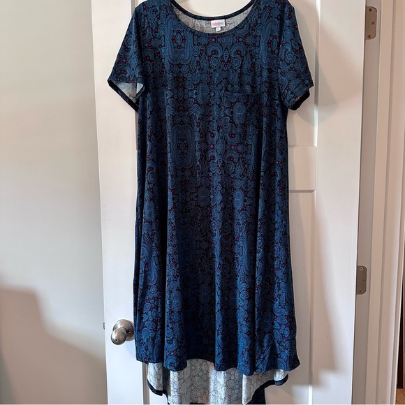 LuLaRoe Dresses & Skirts - Blue paisley Carly Lularoe swing dress